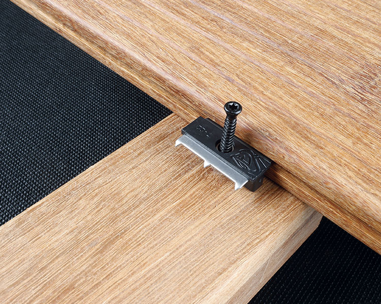 Cobra Hybrid clip fastener for decking